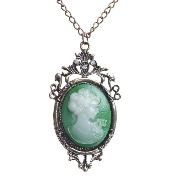 Baroque Vintage Jewelry - Retro Green Cameo Antique Gold Long Necklace